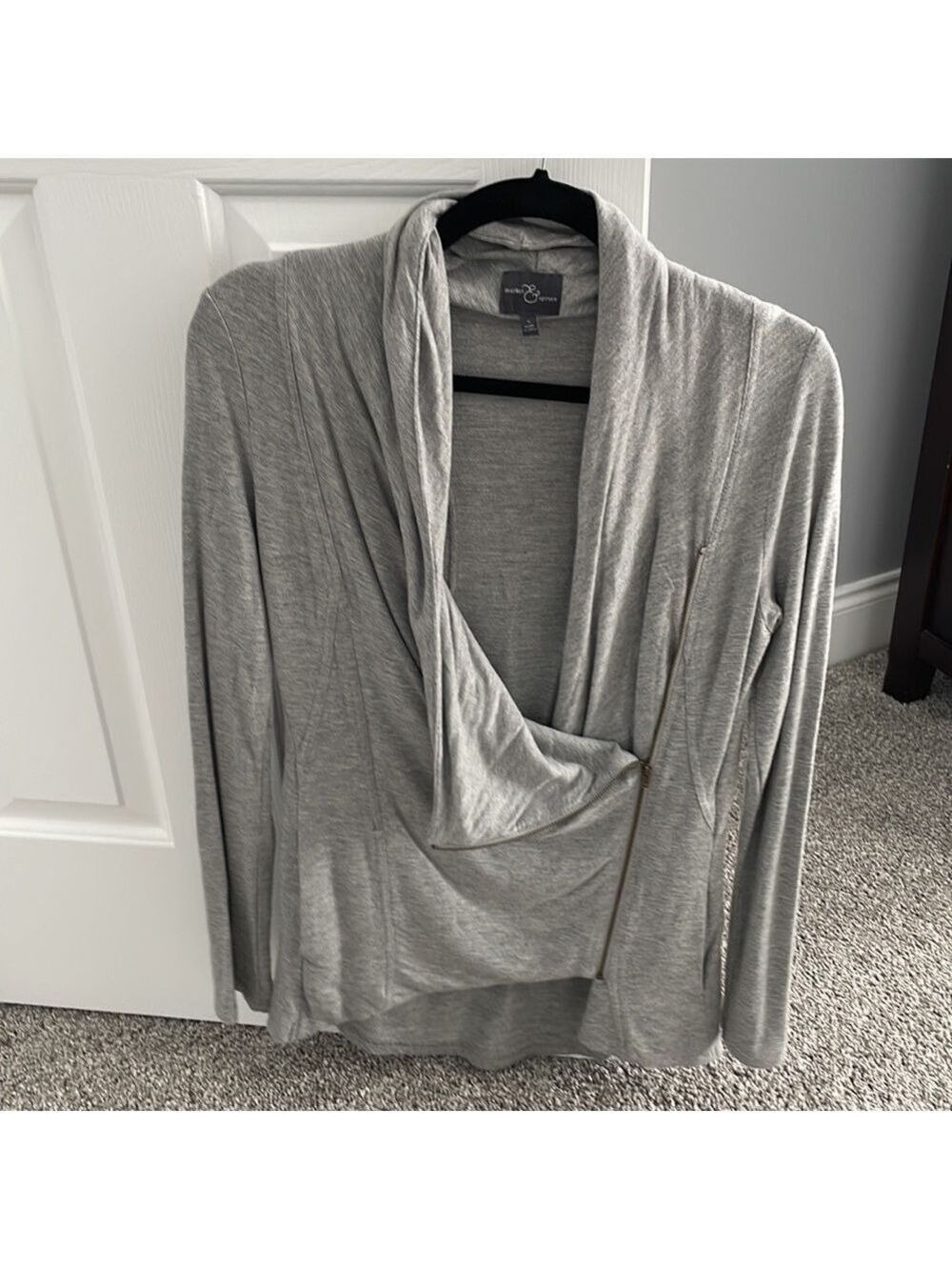 Market & Spruce Sweatshirt - Picture 2 of 6